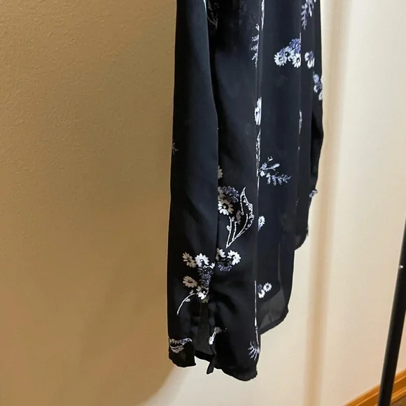 Who What Wear Black Floral Sheer Shirt XS - Dark Academia Boho Blouse - Picture 5 of 7